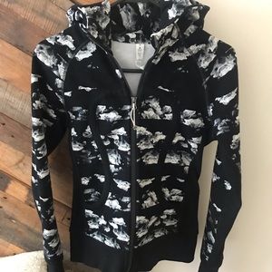 Lululemon Scuba hoodie